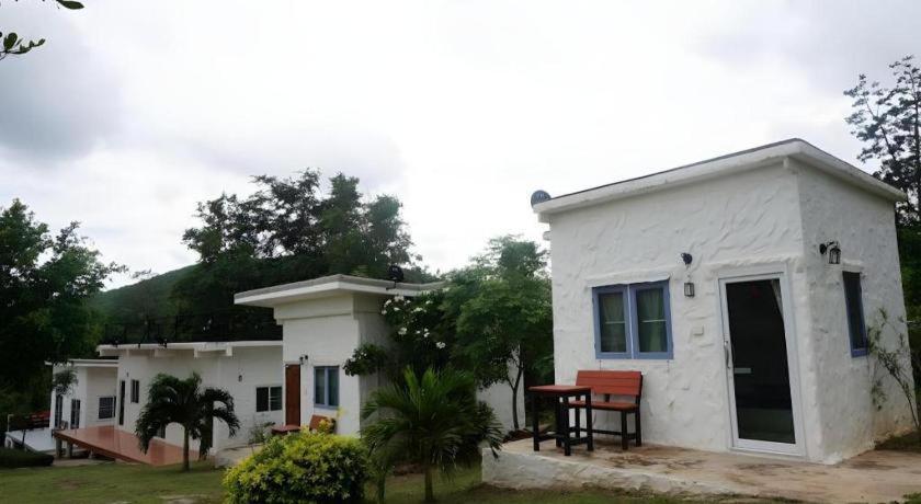 White Rock Resort Pakchong Bagian luar foto