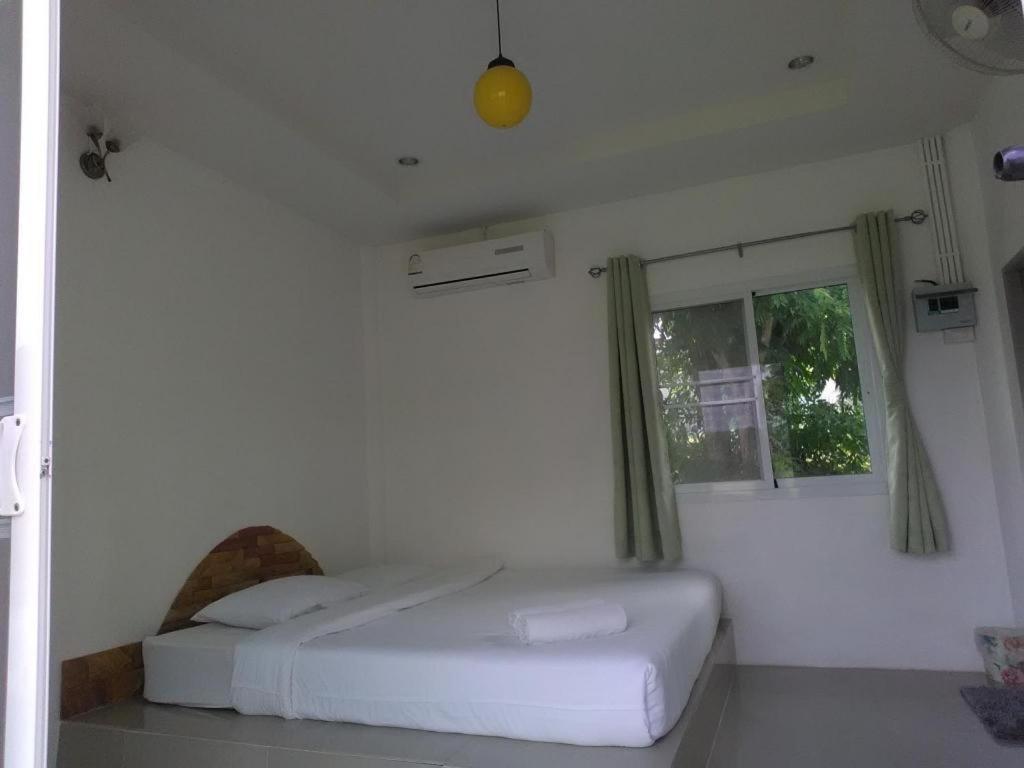 White Rock Resort Pakchong Bagian luar foto